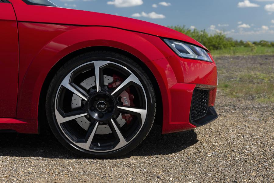 Колеса Audi TT RS Coupe (8S) 2019 года  (UK) (фото 14 из 36)